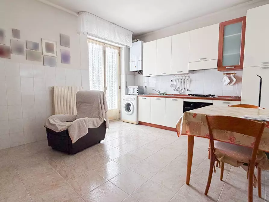 Immagine 2 di Appartamento in vendita  in VIA CIMARRUSTI a Manfredonia