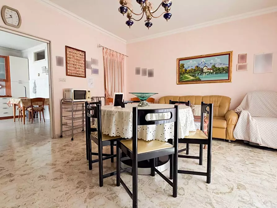 Immagine 12 di Appartamento in vendita  in VIA CIMARRUSTI a Manfredonia