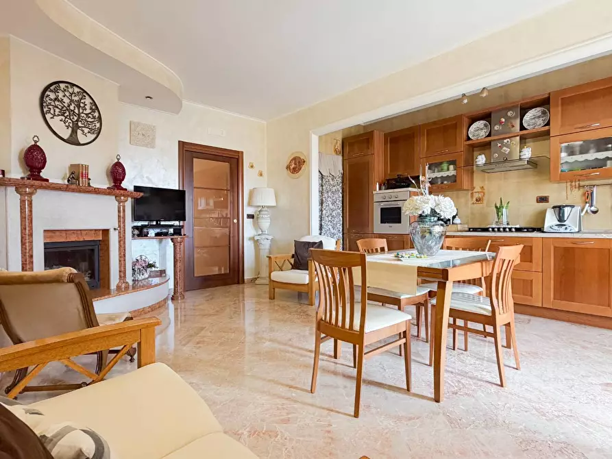 Immagine 6 di Appartamento in vendita  in VIA RUGGERO BONGHI a Monte Sant'angelo