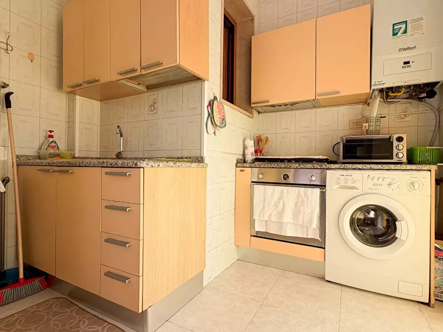 Immagine 4 di Appartamento in vendita  in VIA DEGLI ASPARAGI 3 a Manfredonia