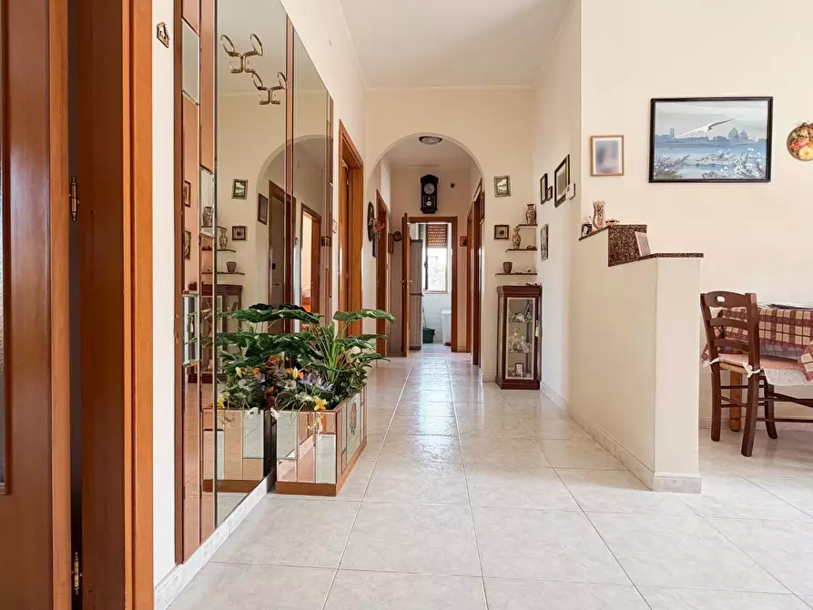 Immagine 7 di Appartamento in vendita  in VIA DEGLI ASPARAGI 3 a Manfredonia