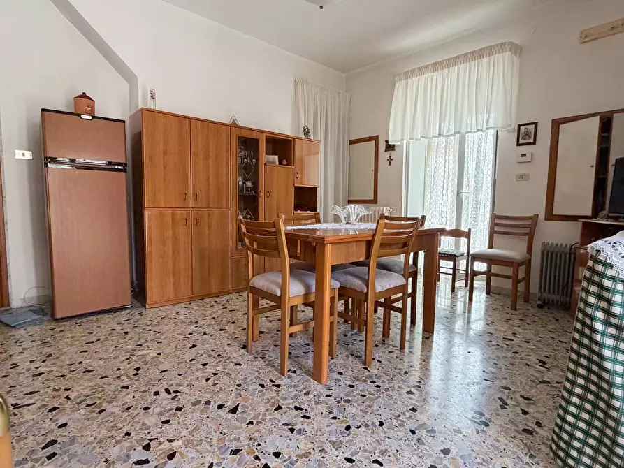 Immagine 2 di Appartamento in vendita  in VIA CARBONARA a Stornara
