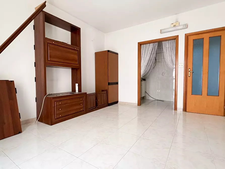 Immagine 5 di Appartamento in vendita  in via gandelasio a Monte Sant'angelo