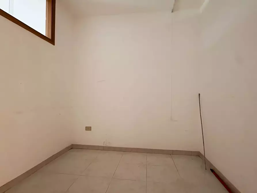 Immagine 9 di Appartamento in vendita  in via gandelasio a Monte Sant'angelo