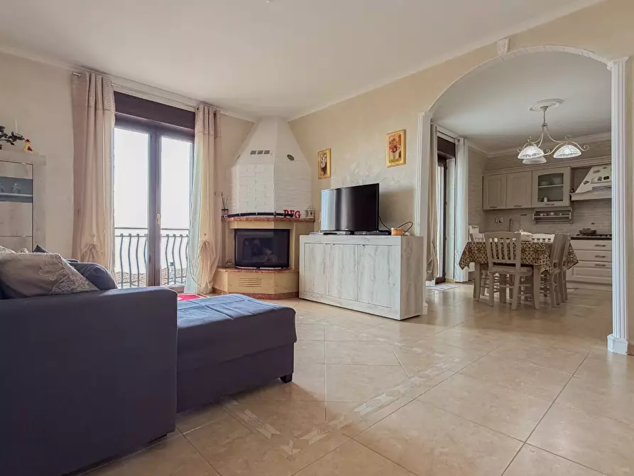Immagine 2 di Appartamento in vendita  in VIA DEI LONGOBARDI a Monte Sant'angelo
