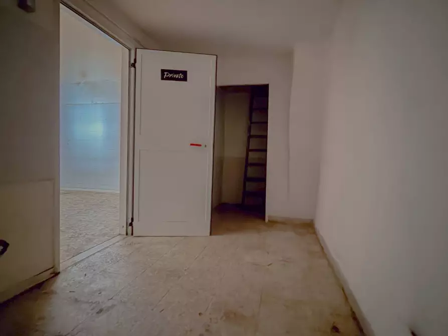 Immagine 9 di Appartamento in vendita  in VIA MANFREDI a Monte Sant'angelo