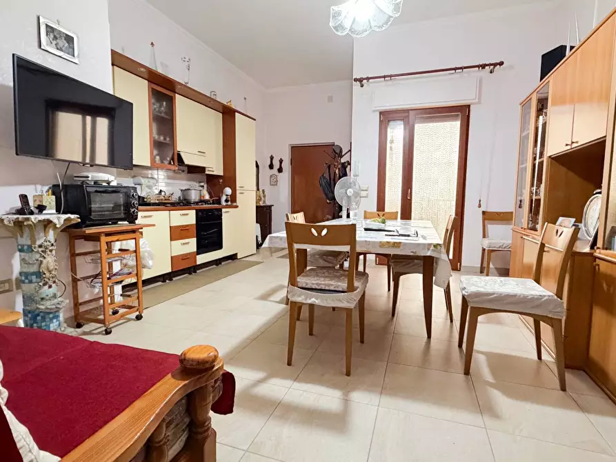 Immagine 4 di Appartamento in vendita  in VIA IV BOCCALI a Manfredonia
