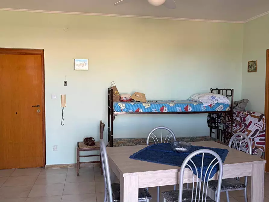 Immagine 2 di Appartamento in vendita  in SCALO DEI SARACENI a Manfredonia
