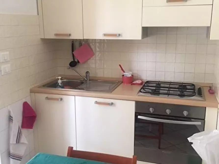 Immagine 8 di Appartamento in affitto  a Cupra Marittima