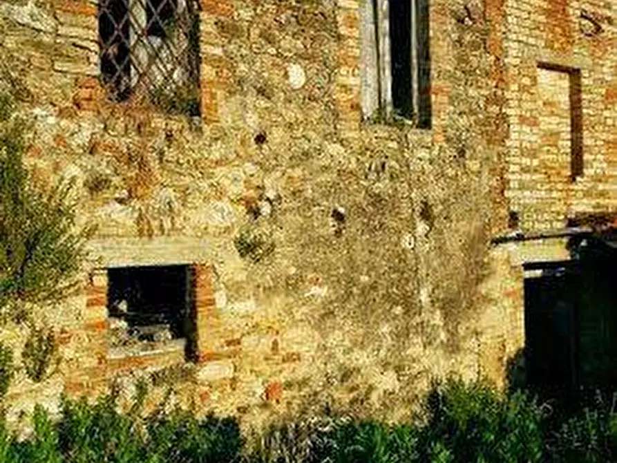 Immagine 13 di Terreno residenziale in vendita  a Massignano