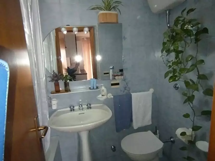 Immagine 8 di Appartamento in affitto  a San Benedetto Del Tronto