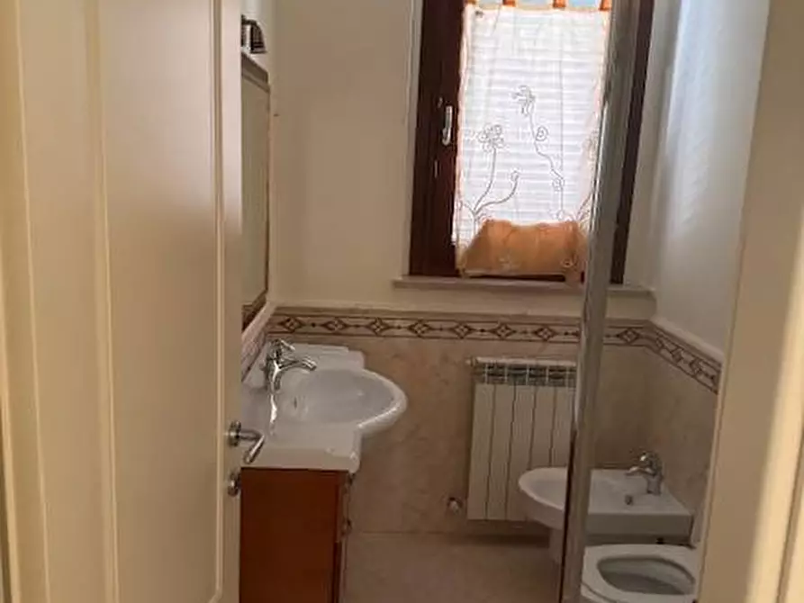 Immagine 8 di Appartamento in affitto  a San Benedetto Del Tronto