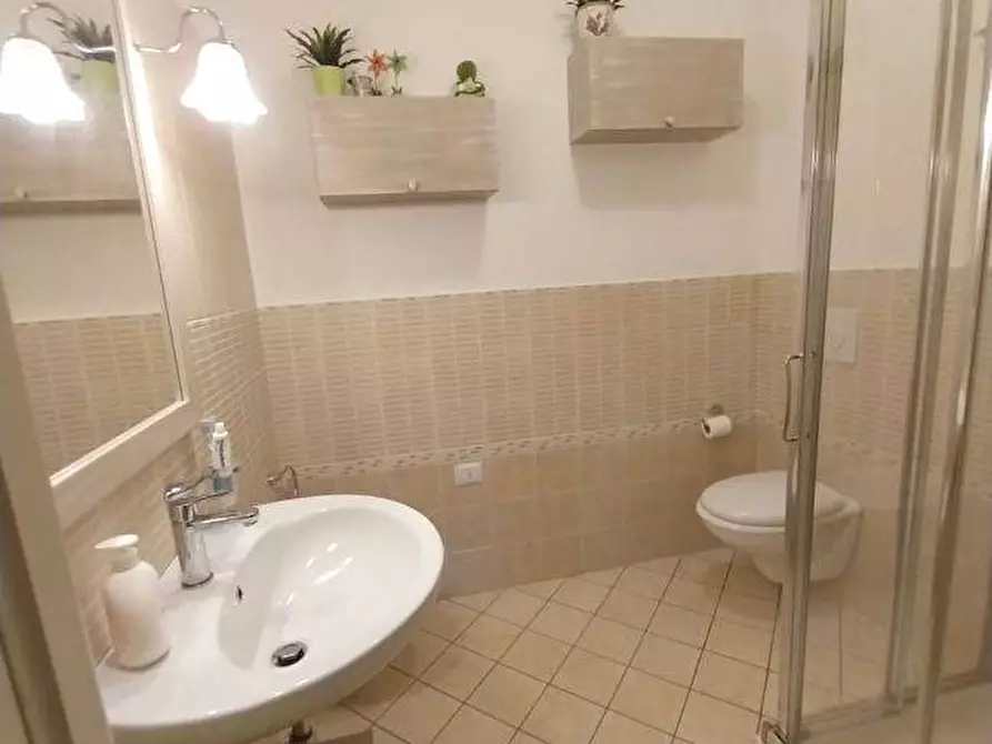 Immagine 10 di Appartamento in vendita  a Grottammare