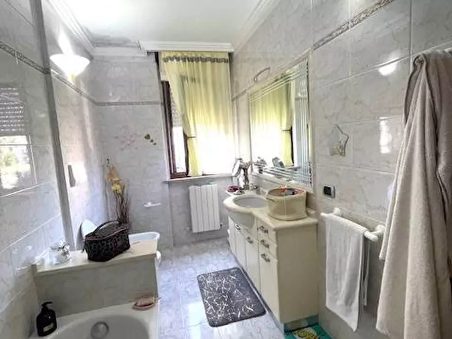 Immagine 11 di Appartamento in vendita  a San Benedetto Del Tronto