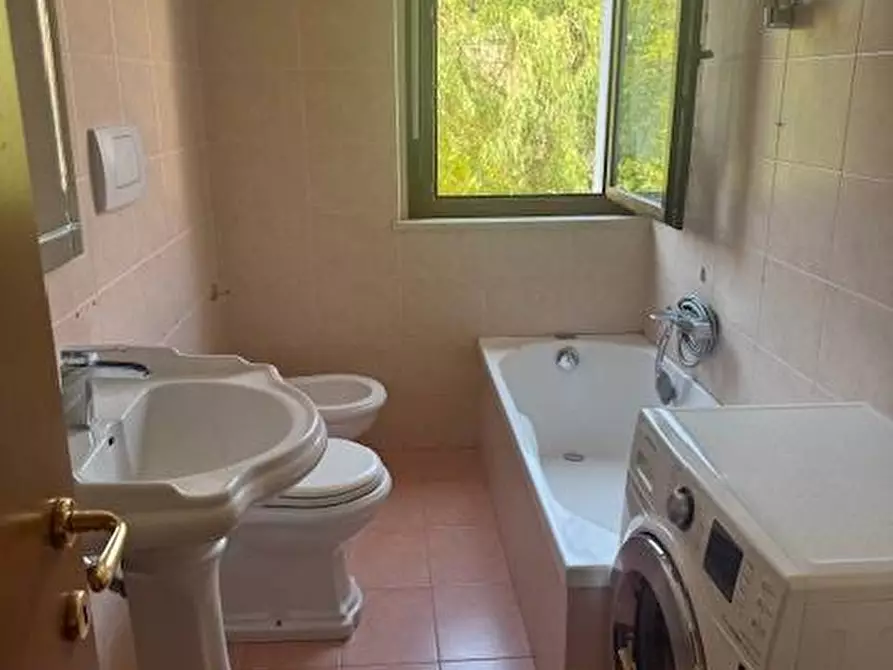 Immagine 14 di Appartamento in vendita  a San Benedetto Del Tronto