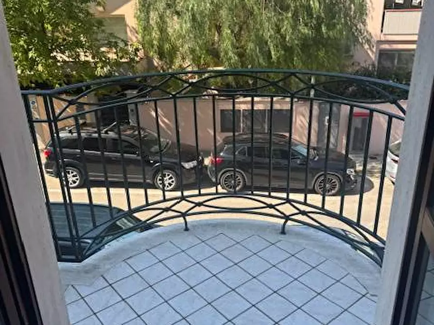 Immagine 17 di Appartamento in vendita  a San Benedetto Del Tronto