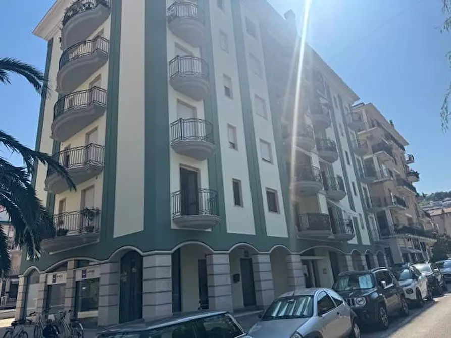 Immagine 23 di Appartamento in vendita  a San Benedetto Del Tronto