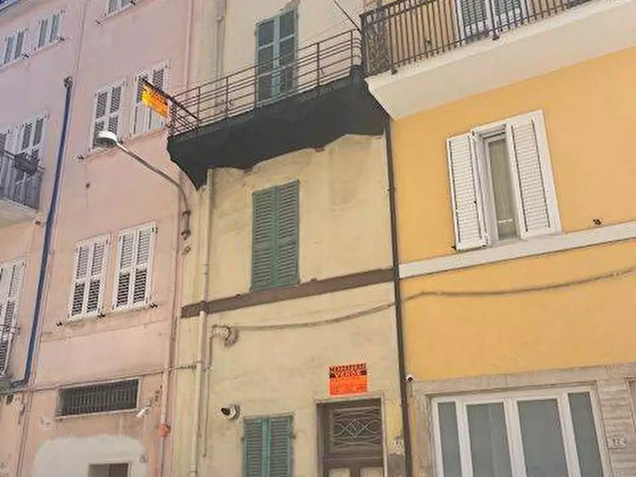 Immagine 2 di Casa indipendente in vendita  a San Benedetto Del Tronto