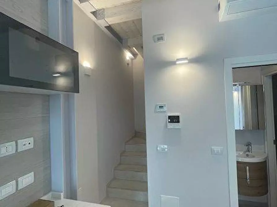 Immagine 8 di Casa indipendente in affitto  a San Benedetto Del Tronto