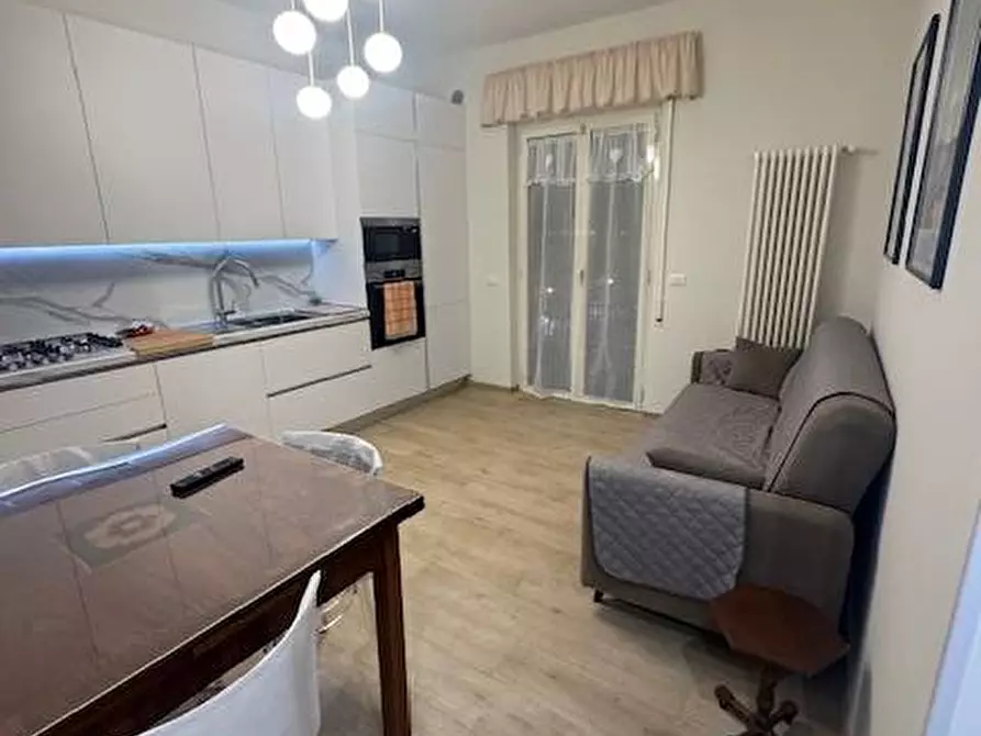 Immagine 3 di Appartamento in affitto  a San Benedetto Del Tronto