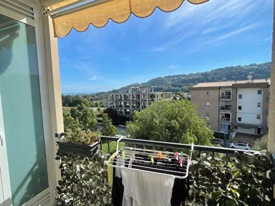 Immagine 18 di Appartamento in vendita  a Grottammare