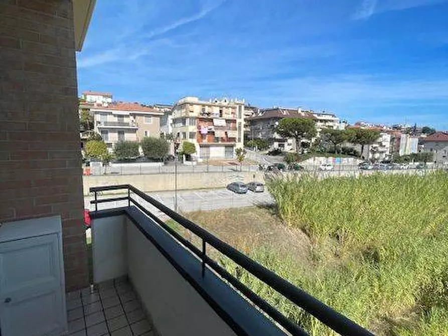 Immagine 23 di Appartamento in vendita  a Grottammare