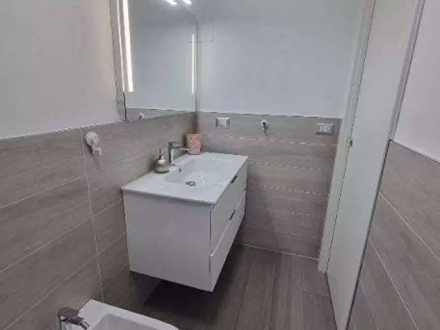 Immagine 11 di Appartamento in affitto  a Grottammare