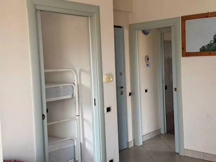 Immagine 7 di Appartamento in vendita  a Alba Adriatica