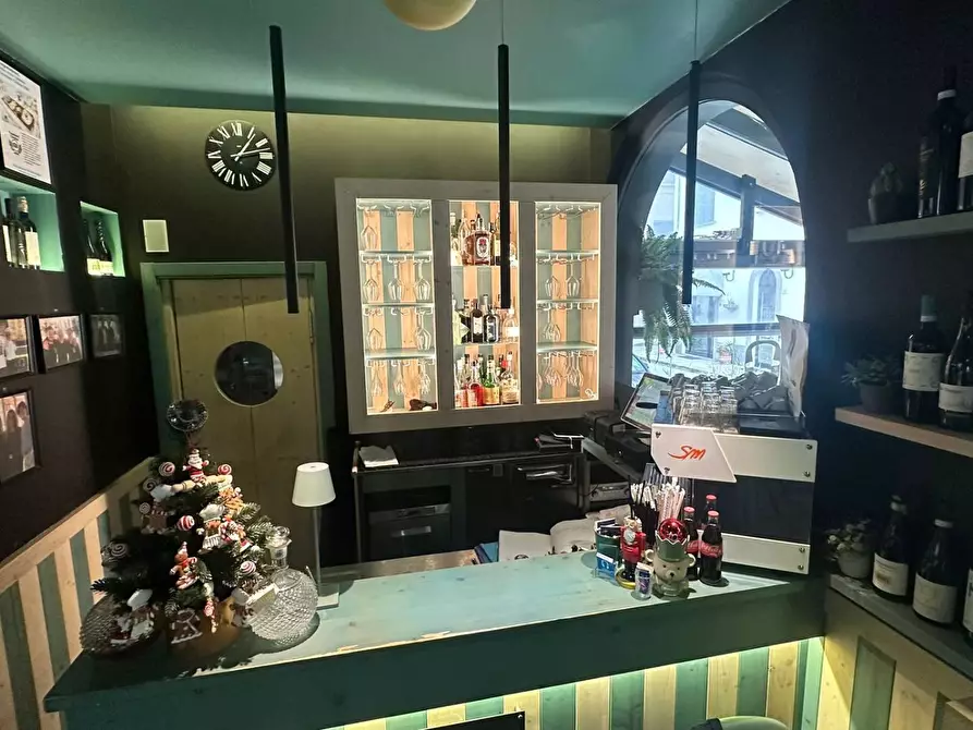 Immagine 2 di Attività commerciale in vendita  a San Benedetto Del Tronto