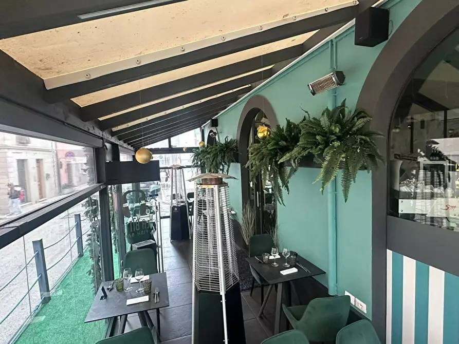 Immagine 3 di Attività commerciale in vendita  a San Benedetto Del Tronto