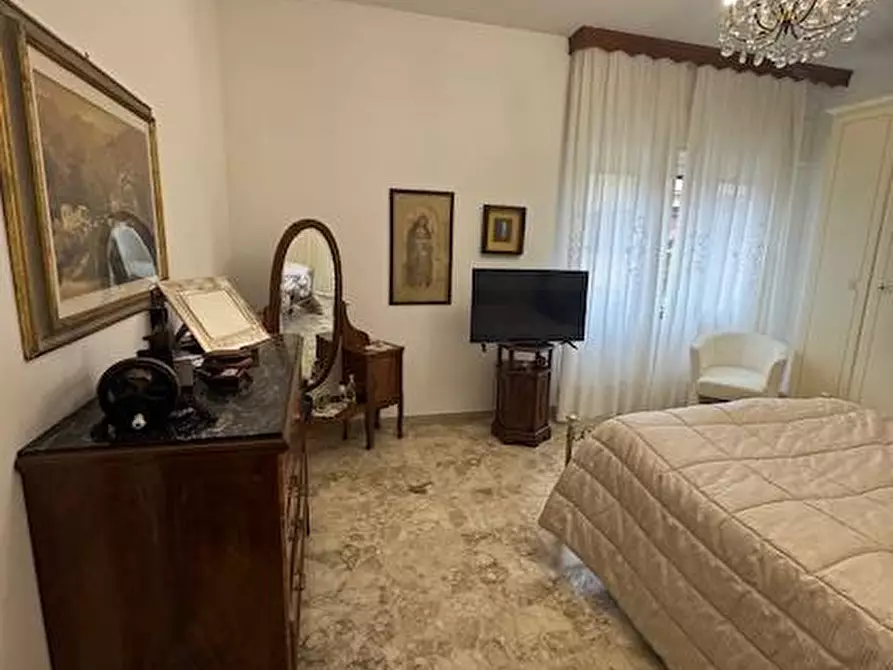 Immagine 11 di Appartamento in vendita  a Grottammare