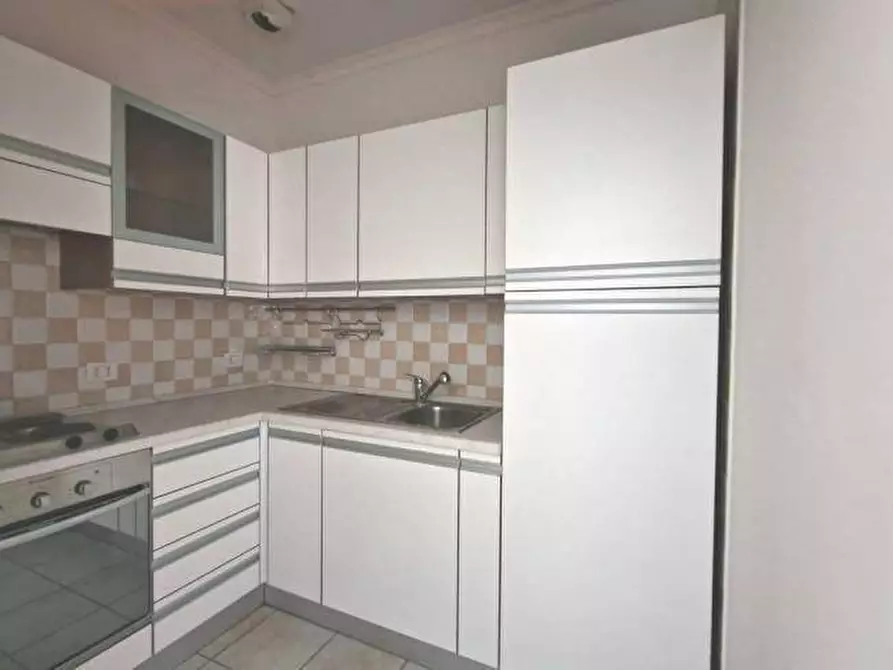 Immagine 8 di Appartamento in vendita  a San Benedetto Del Tronto