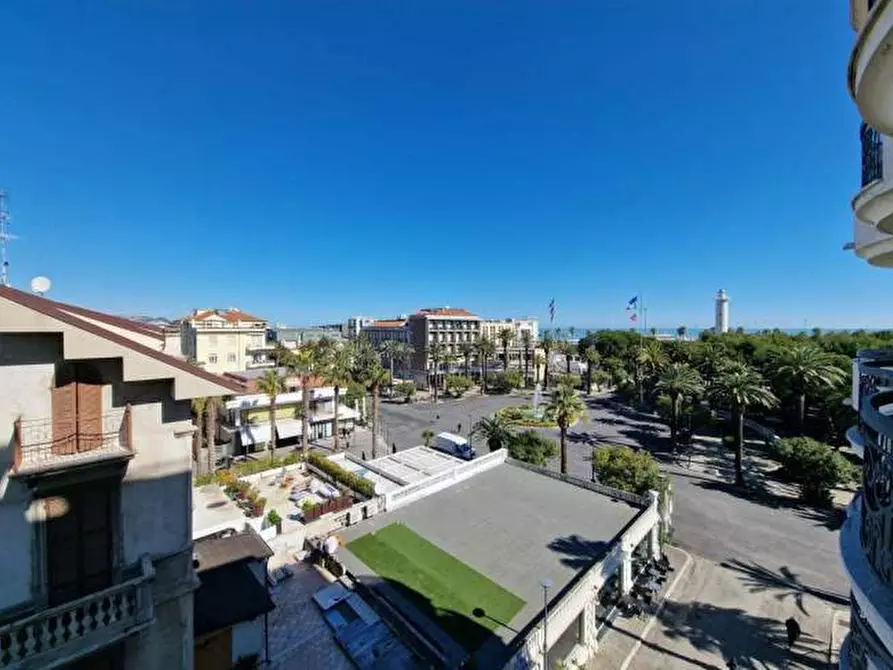 Immagine 16 di Appartamento in vendita  a San Benedetto Del Tronto