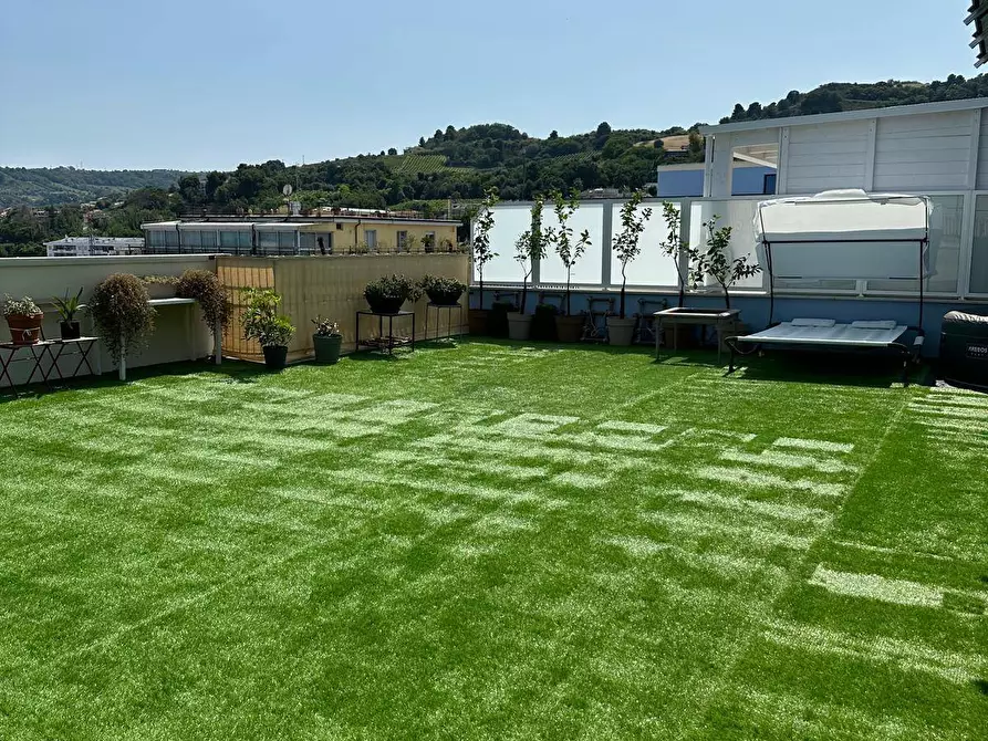 Immagine 12 di Attico in vendita  a Grottammare