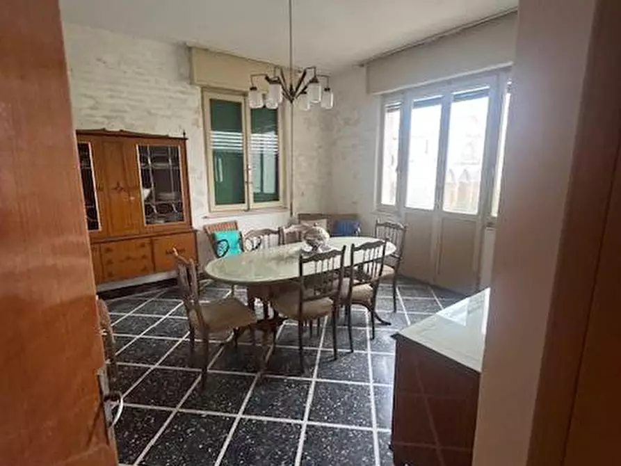 Immagine 4 di Casa indipendente in vendita  a Montalto Delle Marche