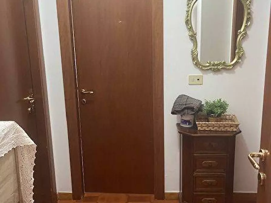 Immagine 6 di Appartamento in vendita  a Castel Di Lama