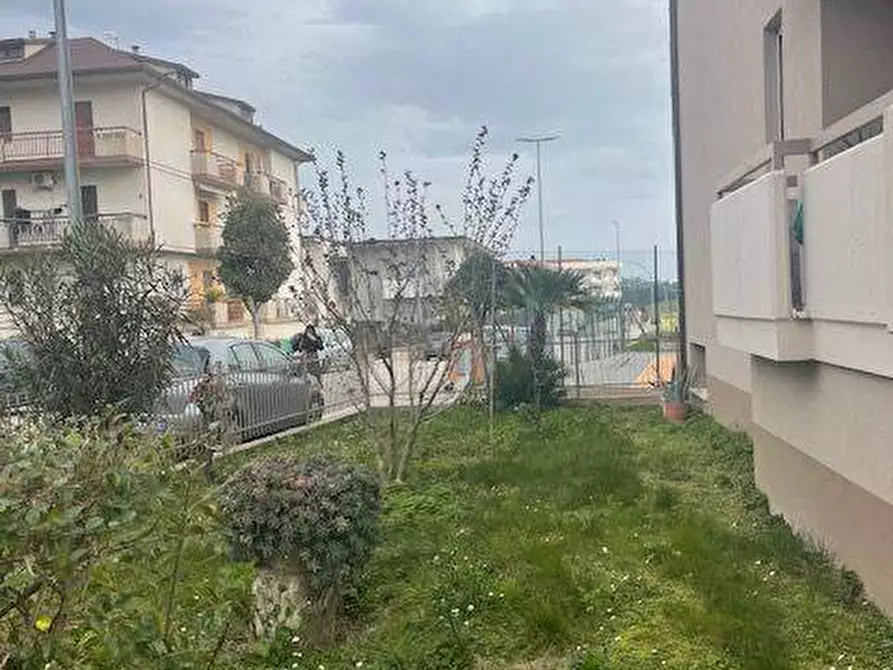 Immagine 25 di Appartamento in vendita  a Castel Di Lama