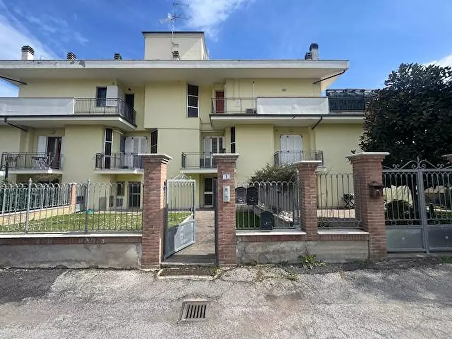 Immagine 29 di Attico in vendita  a San Benedetto Del Tronto