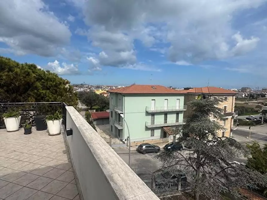 Immagine 6 di Attico in vendita  a San Benedetto Del Tronto