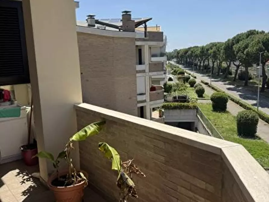 Immagine 5 di Appartamento in vendita  a Roseto Degli Abruzzi