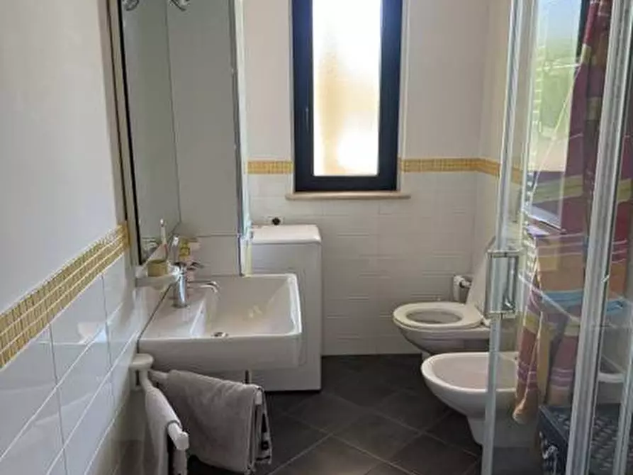 Immagine 9 di Appartamento in vendita  a Roseto Degli Abruzzi