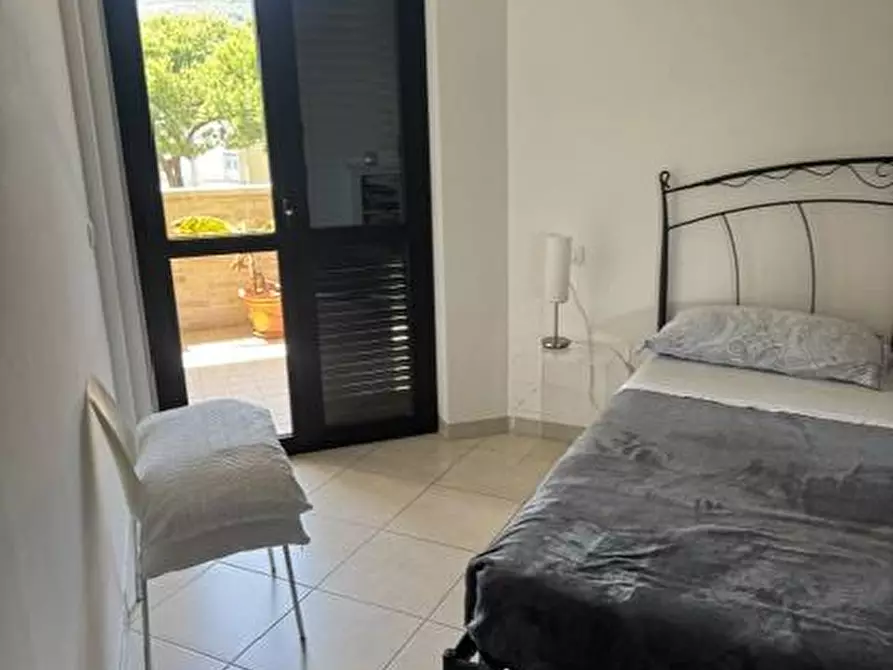 Immagine 10 di Appartamento in vendita  a Roseto Degli Abruzzi