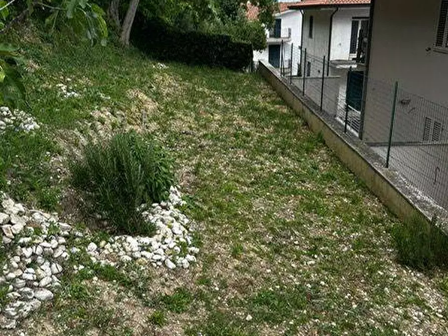 Immagine 12 di Appartamento in vendita  a Montefiore Dell'aso