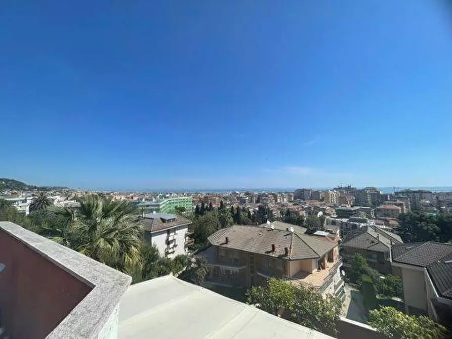 Immagine 21 di Appartamento in vendita  a San Benedetto Del Tronto