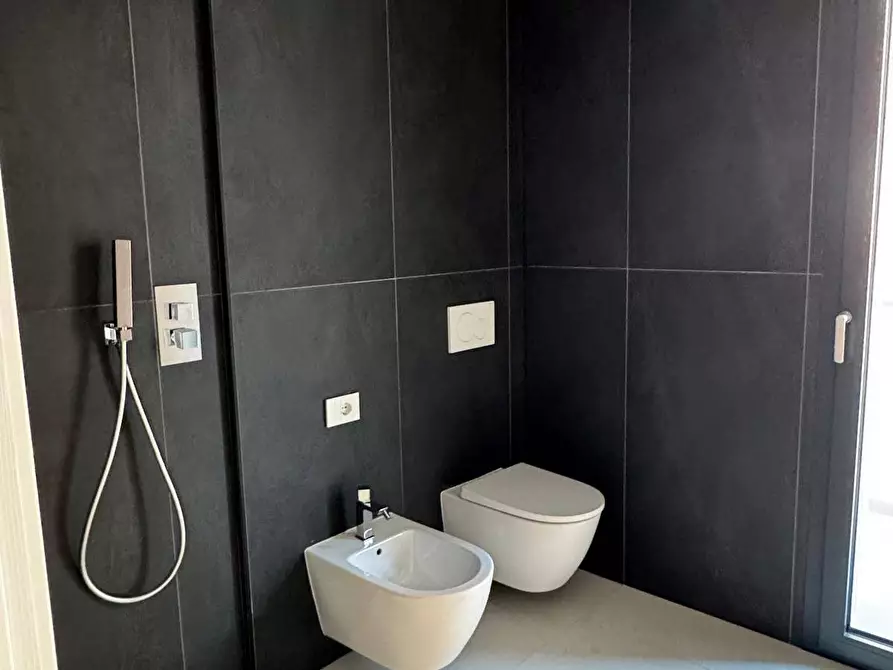 Immagine 9 di Appartamento in vendita  a San Benedetto Del Tronto