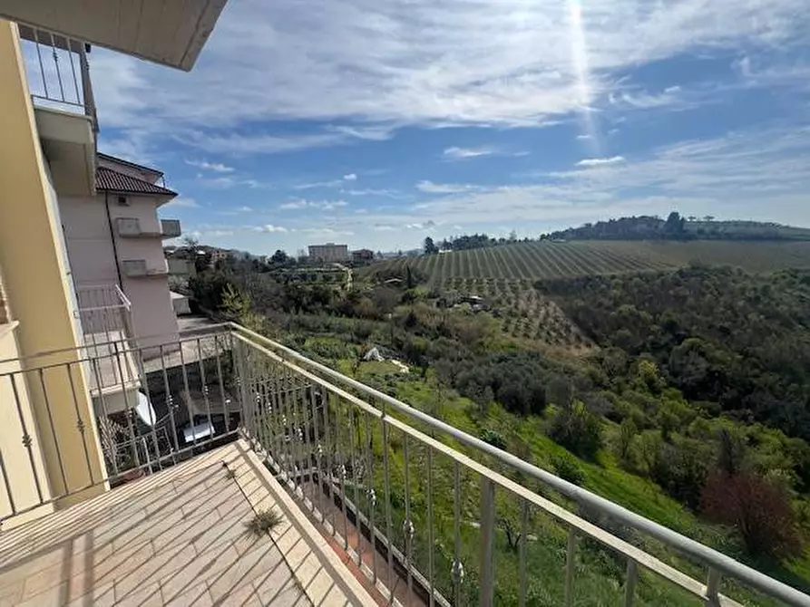 Immagine 10 di Appartamento in vendita  a Cossignano