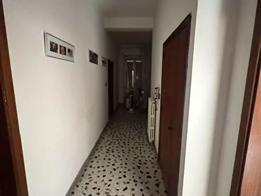 Immagine 10 di Casa indipendente in vendita  a San Benedetto Del Tronto