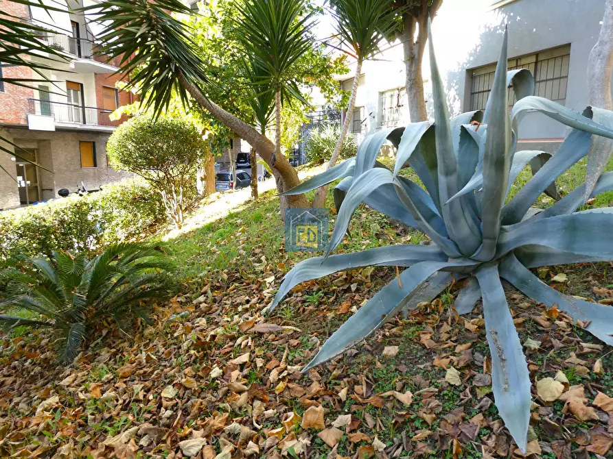 Immagine 2 di Appartamento in vendita  in Via Francesco Mignone 40 a Savona