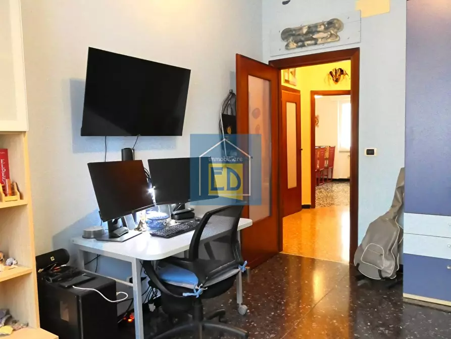 Immagine 16 di Appartamento in vendita  in Via Francesco Mignone 40 a Savona