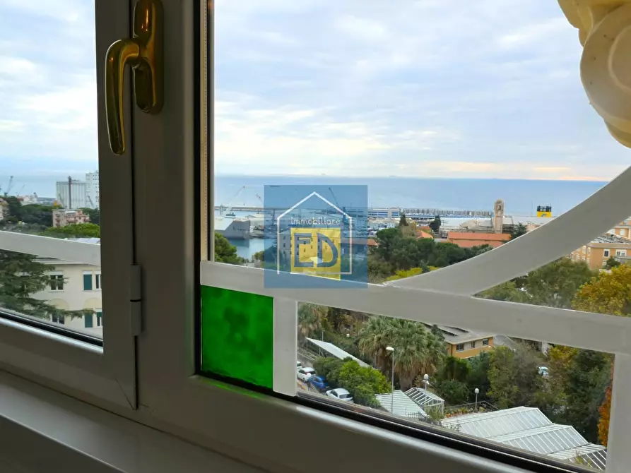 Immagine 13 di Appartamento in vendita  a Savona